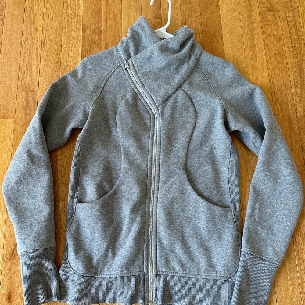 LULULEMON FULL ZIP SCUBA